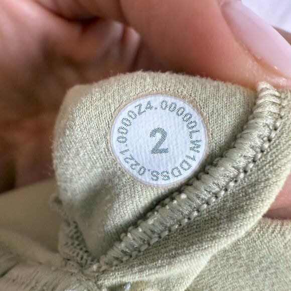 LULULEMON Womens Align Tank Top SIZE 2 Dew Green - Picture 10 of 10